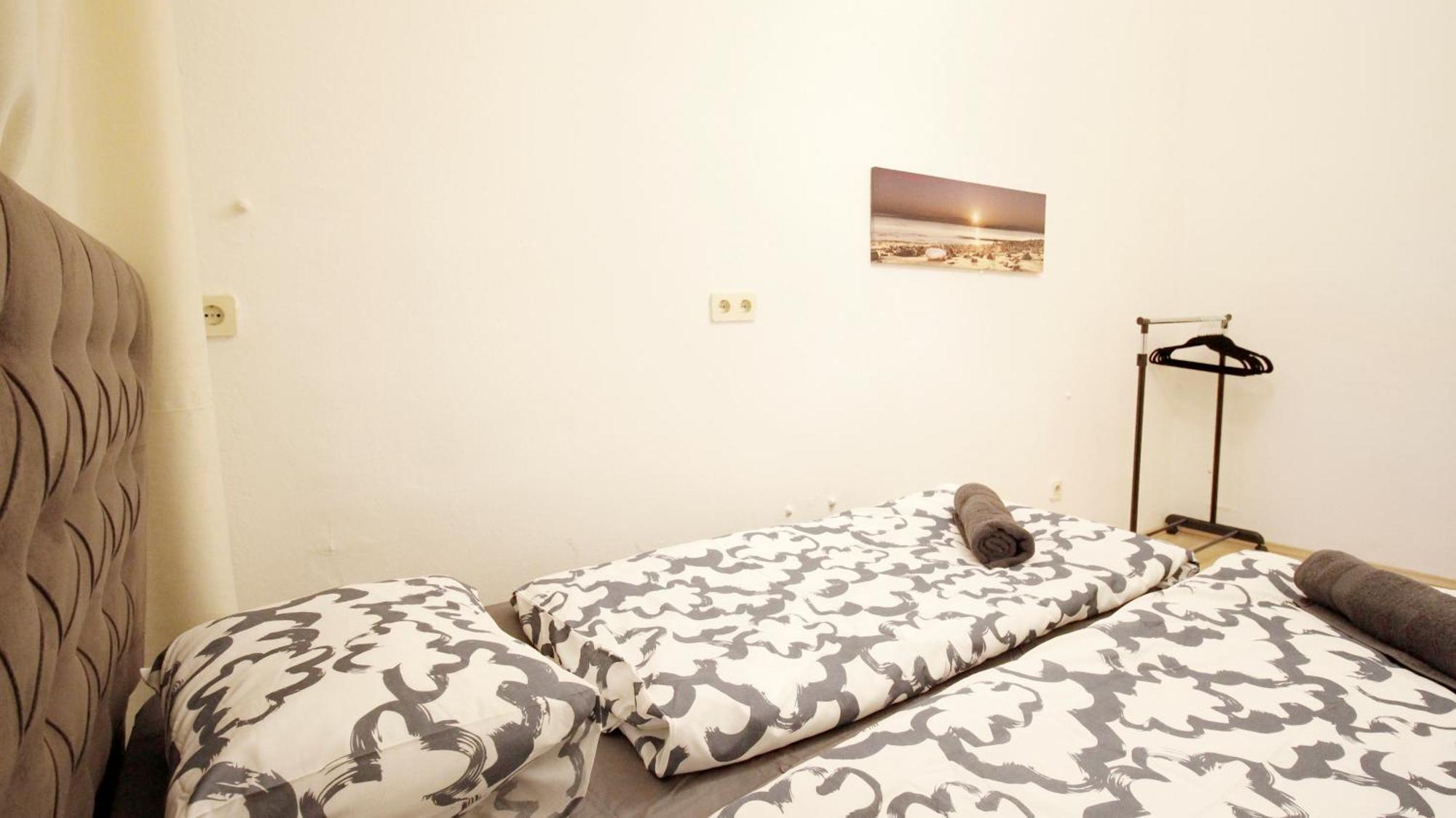 Comfortable Rooms Near Schonbrunn Palace فيينا المظهر الخارجي الصورة