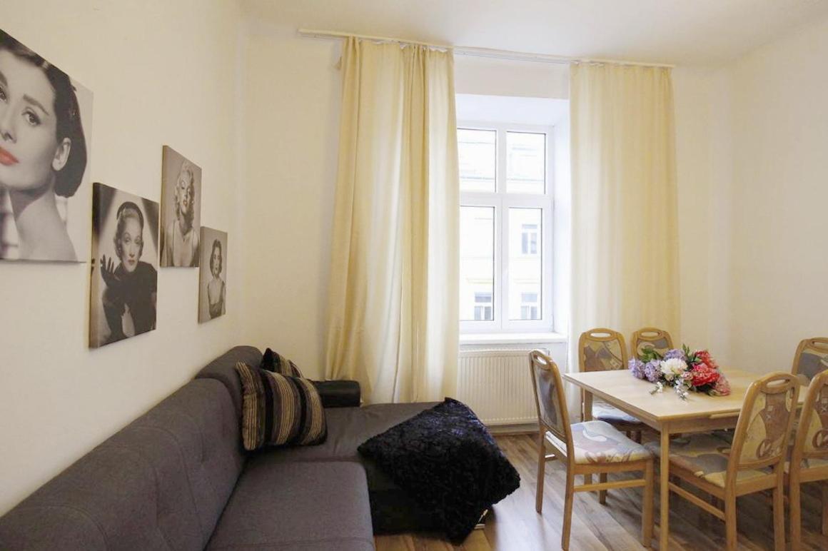 Comfortable Rooms Near Schonbrunn Palace فيينا المظهر الخارجي الصورة