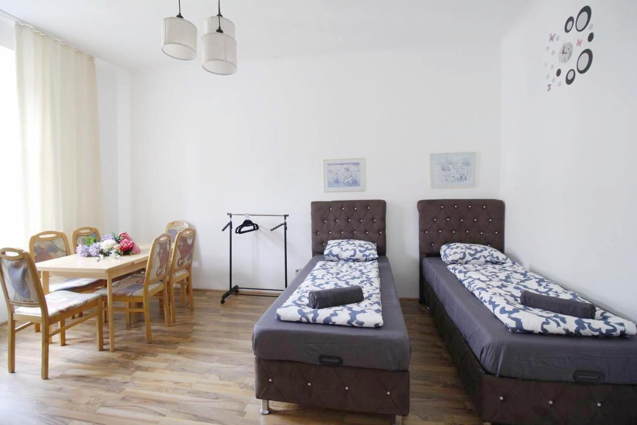 Comfortable Rooms Near Schonbrunn Palace فيينا المظهر الخارجي الصورة